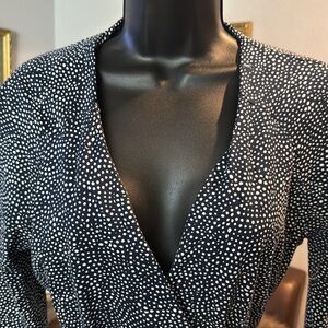 Diane Von Furstenberg | Wrap Dress | Size 12| Long Sleeve